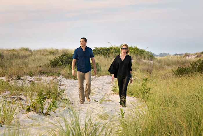 Hugh Dancy and Melanie Griffith in "The Path" Season 2 Episode 8 in Westhampton