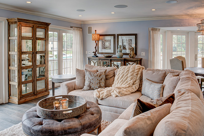 Beachy sitting room Gildersleeve