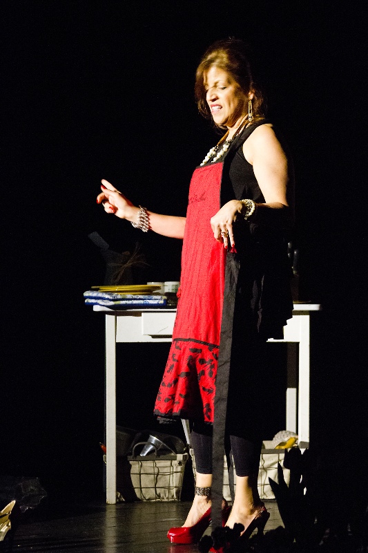 Anna Katsavos performs "Leftovers."