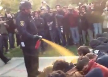 UC-Davis-Students-pepper-sprayed