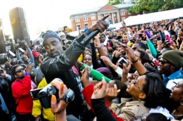 Wale with fans