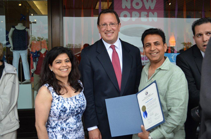 DunkinDonutsBH-1 Dunkin Donuts ribbon cutting 2