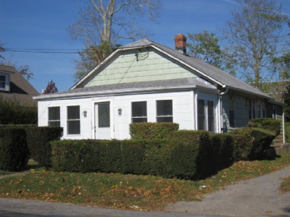 77 Hillcrest Avenue, Southampton