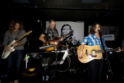 Jettykoon with Michael Mazzaraco taking over the drums while drummer Abby Levin switches it up for a few tunes with her guitar.
