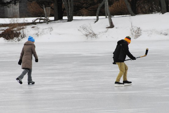 Ice hockey on Old Town Pond. 
