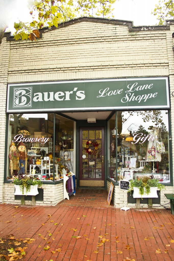 Bauer’s Love Lane Shoppe