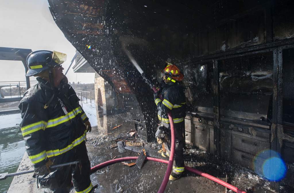 Dune Road fire in Bridgehampton, April 19.