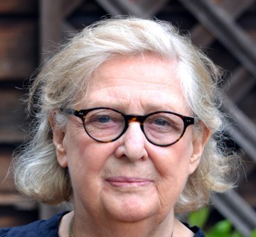 Cornelia Foss headshot