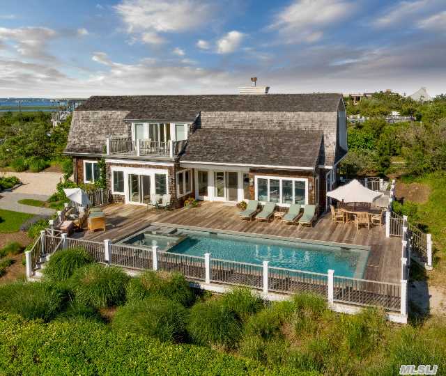 105 Dune Road East Quogue