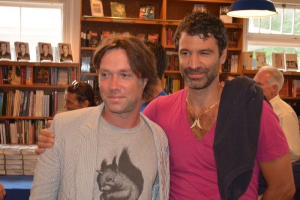 Rufus Wainwright and his spouse Jörn Weisbrodt got a booked signed.