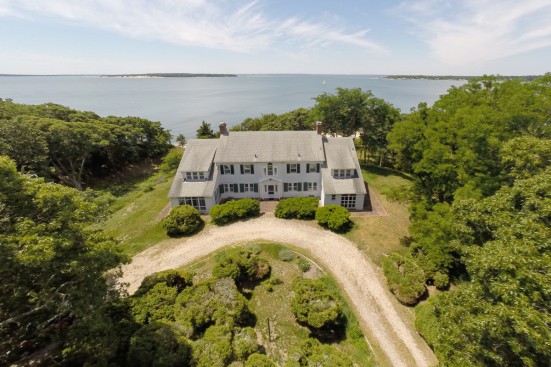 Bay Front Beauty<br>Cutchogue<br>$14,600,000