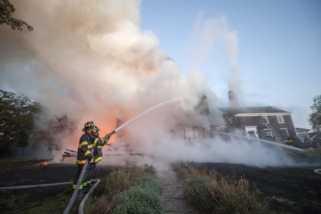 Hearthstone Inn in Sagaponack Sagg Main Street destroyed in Fire