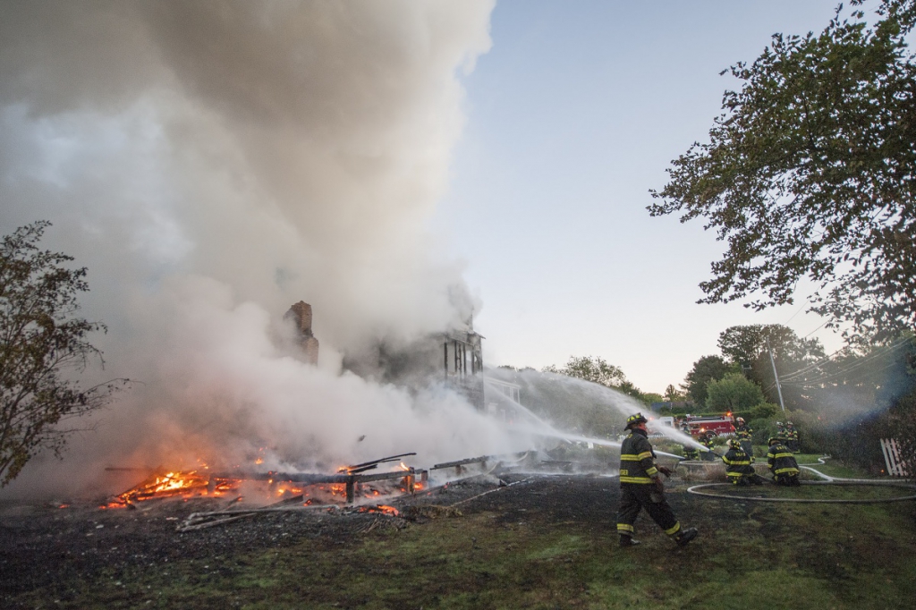 Hearthstone Inn in Sagaponack Sagg Main Street destroyed in Fire