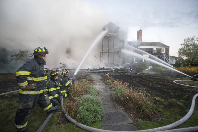 Hearthstone Inn in Sagaponack Sagg Main Street destroyed in Fire