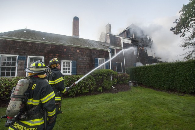 Hearthstone Inn in Sagaponack Sagg Main Street destroyed in Fire