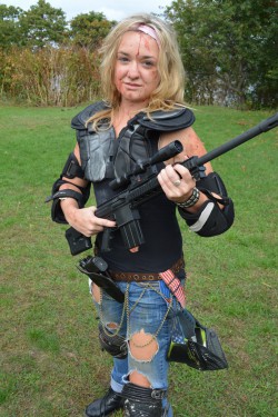 "Ready to Run" extra Caitlyn Fazio.