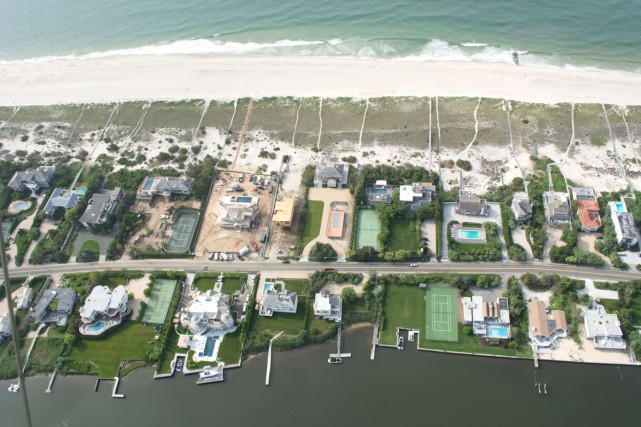 Dune Road, Westhampton Beach. Photo credit: Brendan J. O'Reilly