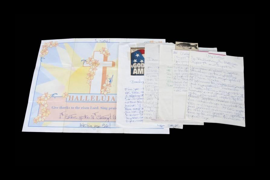 One of two lots of letters by Edith "Little Edie" Bouvier Beale, auctioned by Julien's Auctions
