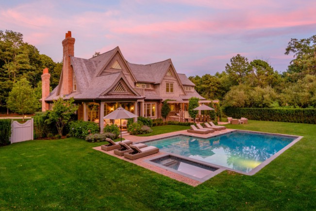 Katie Lee - backyard