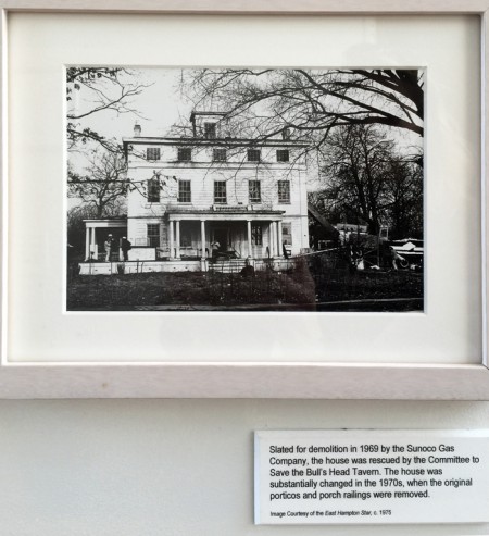 A commemoration of the Bull's Head Tavern at Topping Rose House