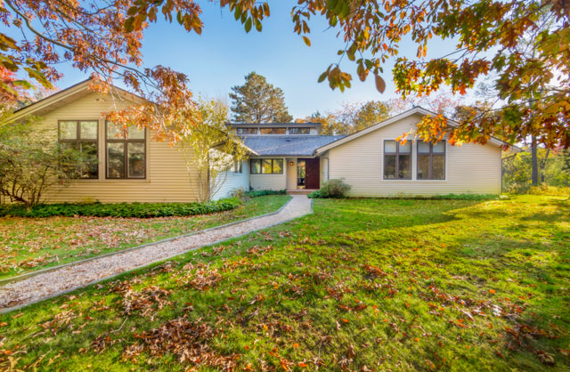 5 and 7 Remsen Lane.