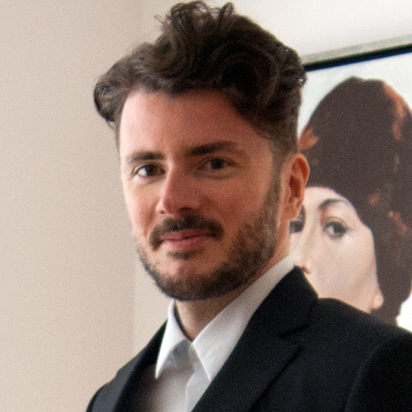 Dan's Papers cover artist Roeland Kneepkens headshot