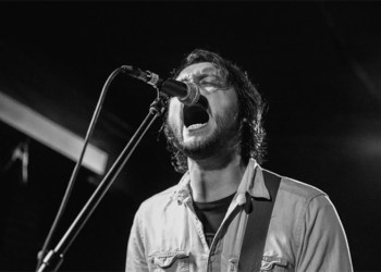 Peter Landi of The Glazzies