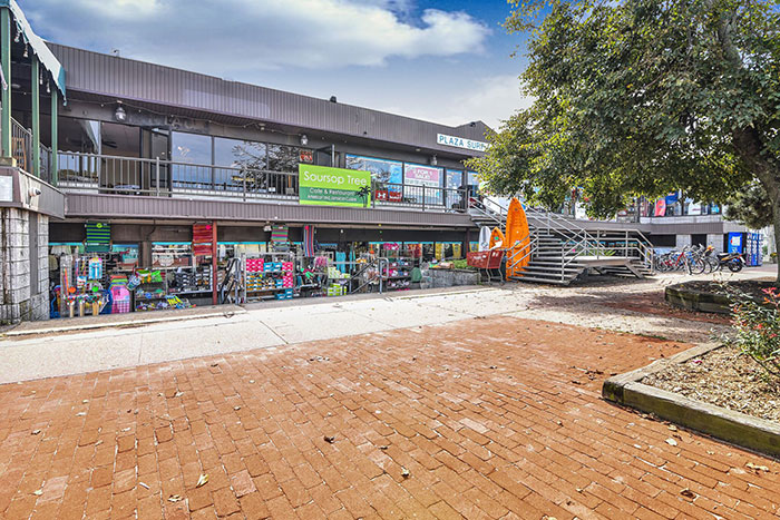 Plaza Surf N' Sports in Montauk