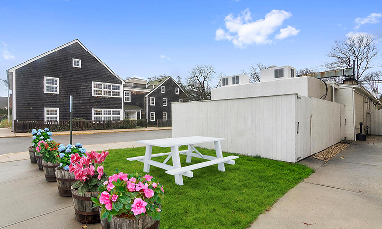 Mary's Marvelous patio