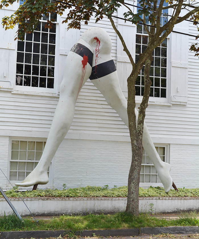 Larry Rivers' "Legs" vandalized in Sag Harbor