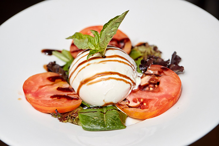 75 Main Caprese Salad