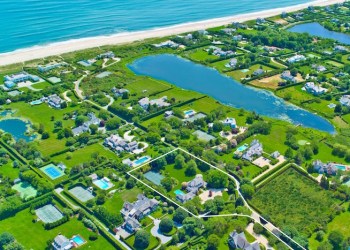Aerial view of John McEnroe's estate