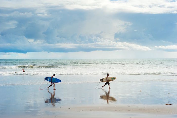 surfers