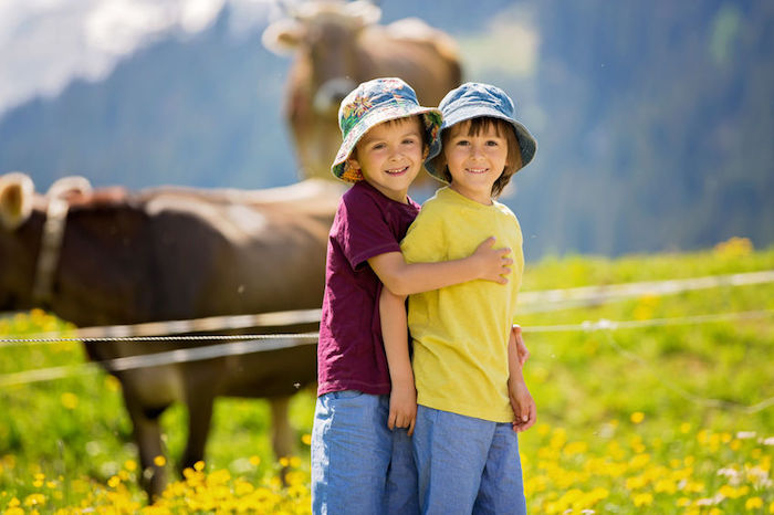 kids on the farm