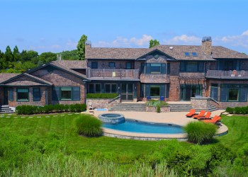 12 Old Meadow Bend Exterior, Real Estate