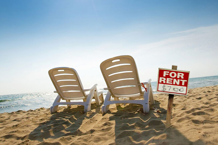 Scam Alert: Don't rent patches of beach in the Hamptons