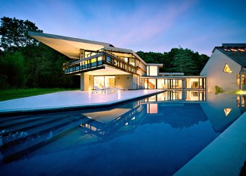 Luxury swimming pool