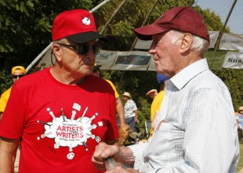 Ken Auletta and Leif Hope at the 2015 Artist 