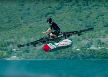 Kitty Hawk Flyer in action