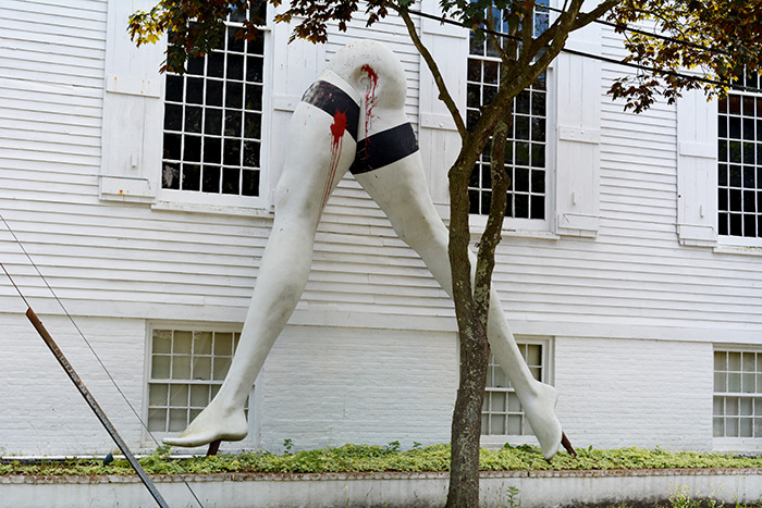 Larry Rivers' "Legs" vandalized in Sag Harbor