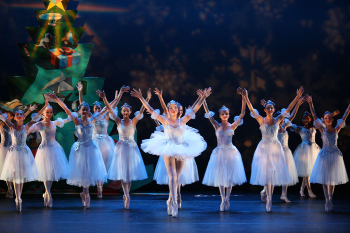 Hampton Ballet Theatre School presents The Nutcracker