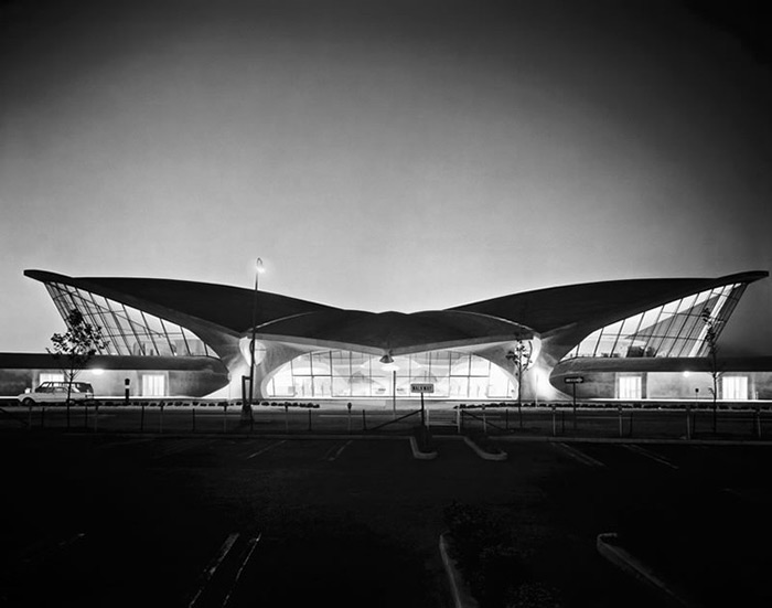 Ezra Stoller "TWA Terminal at Idlewild, now JFK Airport, Eero Saarinen