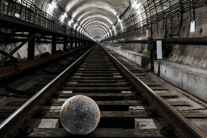 Cannonball on the Hamptons Subway tracks