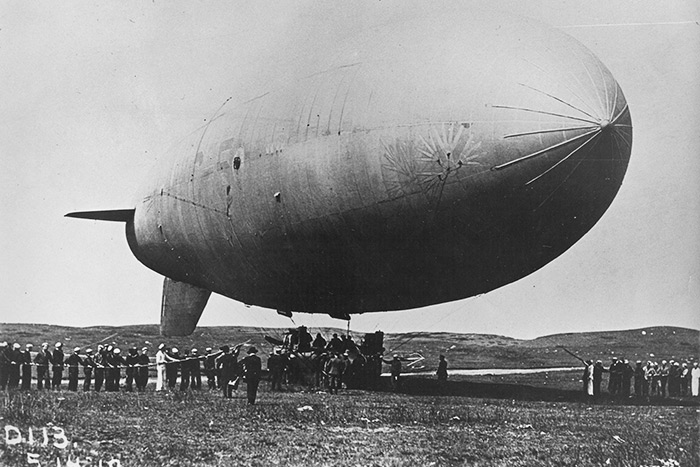 The C-5 dirigible in Montauk as it begins its attempted flight to Europe