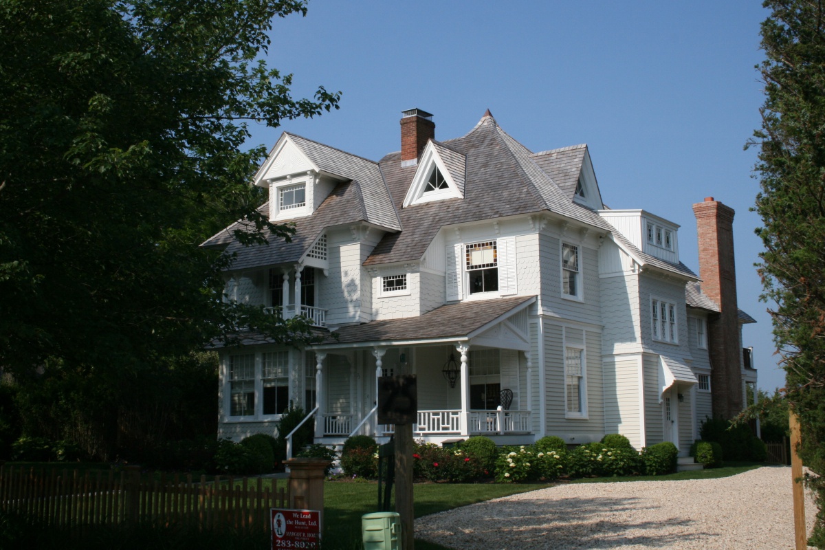 An East End home designed by architect John Laffey.