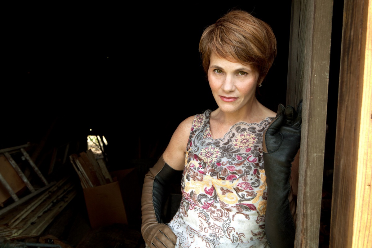 Shawn Colvin will perform at Suffolk Theater in Riverhead.