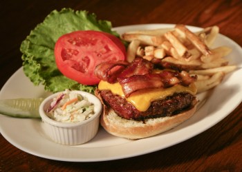 Bacon cheeseburger at Indian Wells Tavern in Amagansett.