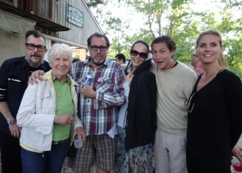 Edsel Williams, the director of the Fireplace Project, with Mary A. Heilmann, Julian Schnabel, Tatiana Lissa, Vito Schnabel and Heidi Klum.
