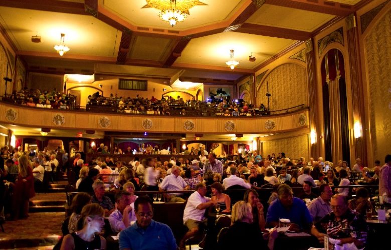 Suffolk Theater was packed for The Lovin' Spoonful