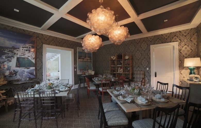 Dining room by Judy Hadlock and Sean Bruns for Mecox Design Services.